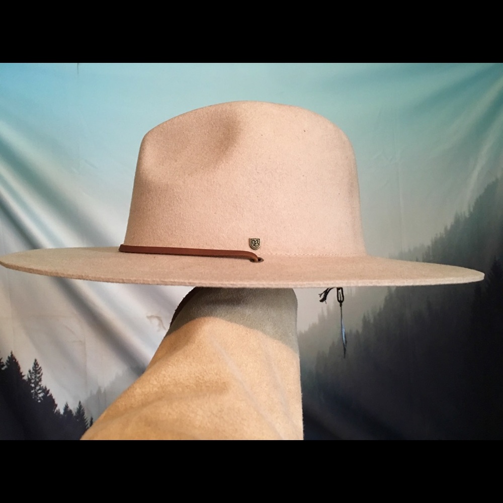 🌞 Brixton Mayfeild Hat (Never worn w/ tag)